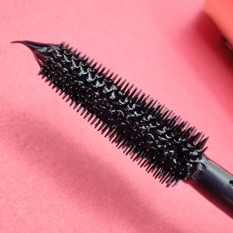 ریمل پوکه یاسی ویدی (VDAY)