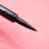 خط چشم ضد حساسیت لاوورا (LAVORA)