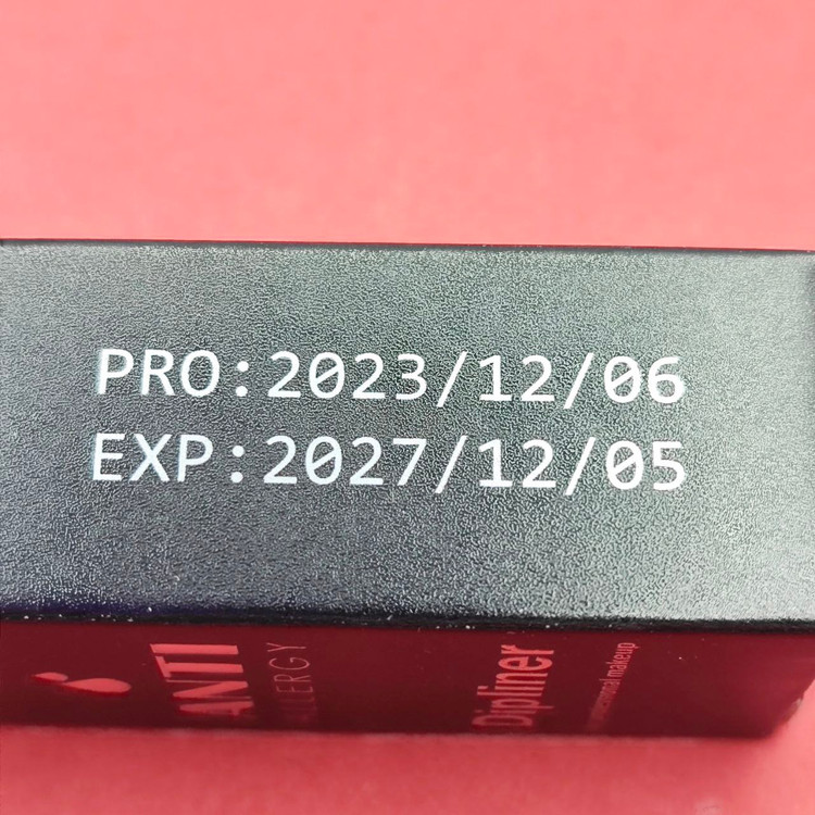 خط چشم ضد حساسیت لاوورا (LAVORA)