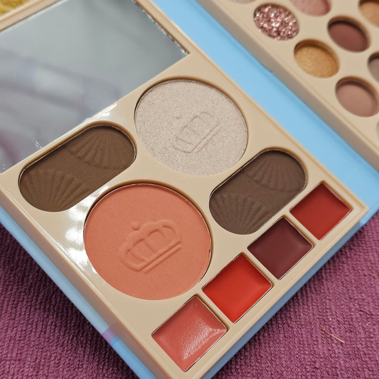 پالت سایه کیفی سایز بزرگ طرح گربه آنی لیدی