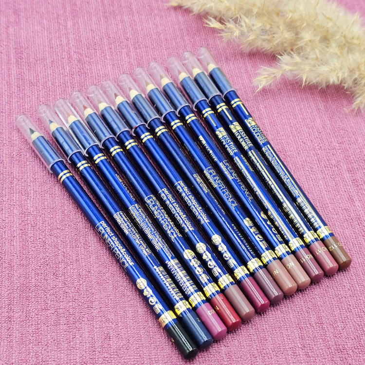 خط لب با کیفیت استی لودر Estee lauder