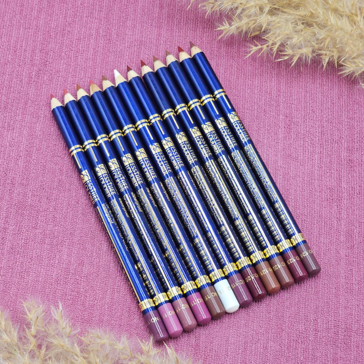 خط لب با کیفیت استی لودر Estee lauder