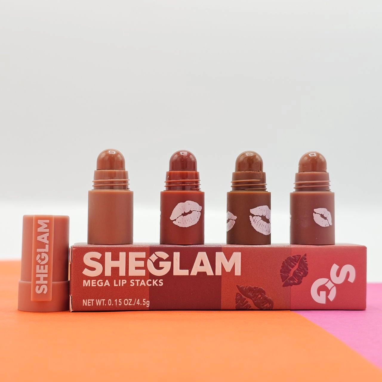 رژلب فشنگی و طبقه ای شیگلم Sheglam