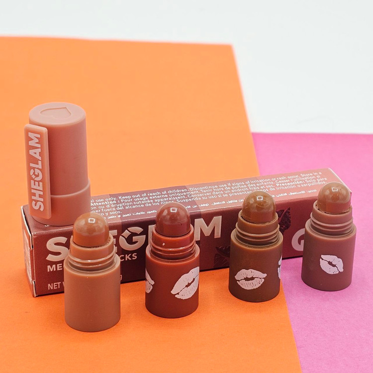رژلب فشنگی و طبقه ای شیگلم Sheglam
