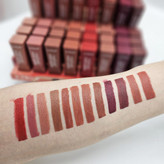 رژلب جامد مخملی شرکت b.two.b