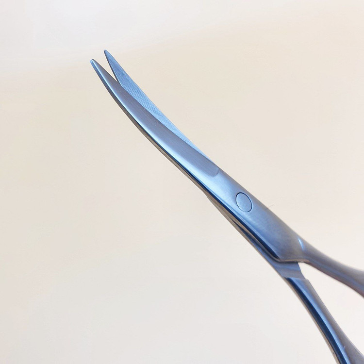 قیچی ابرو مدل دم اسبی اصلی گلدن دریم