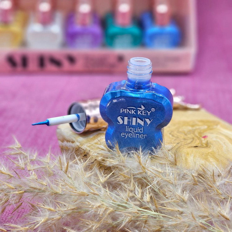 خط چشم رنگی گوزنی پنک کی