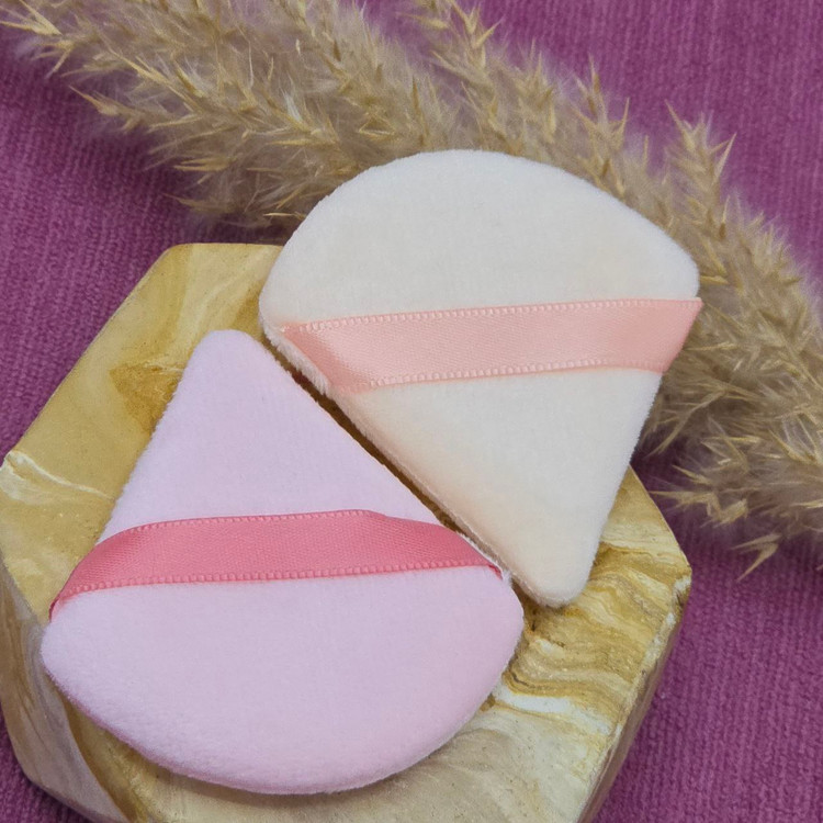 پد مثلثی شکل بند دار