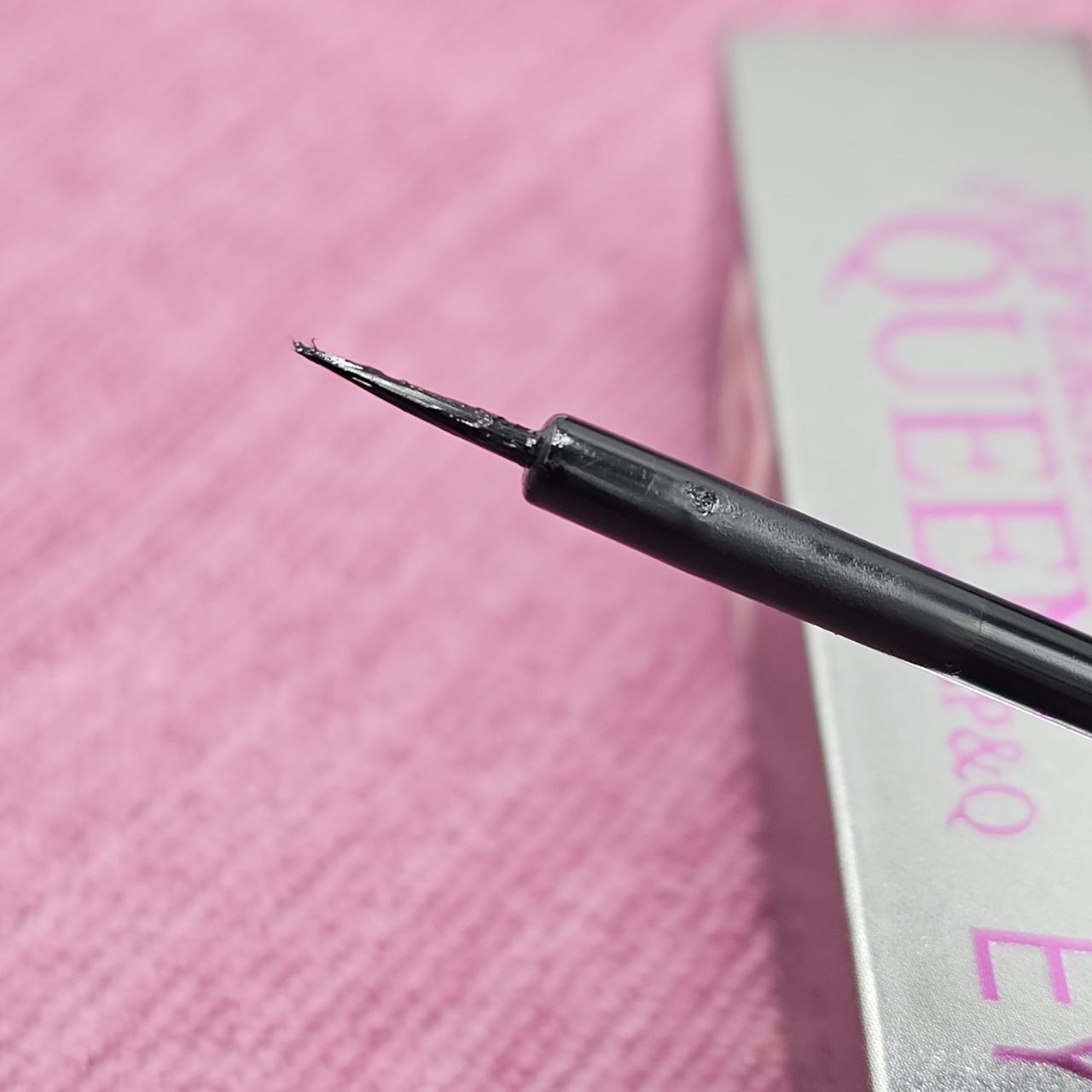 خط چشم ضد حساسیت پرشین کوئین