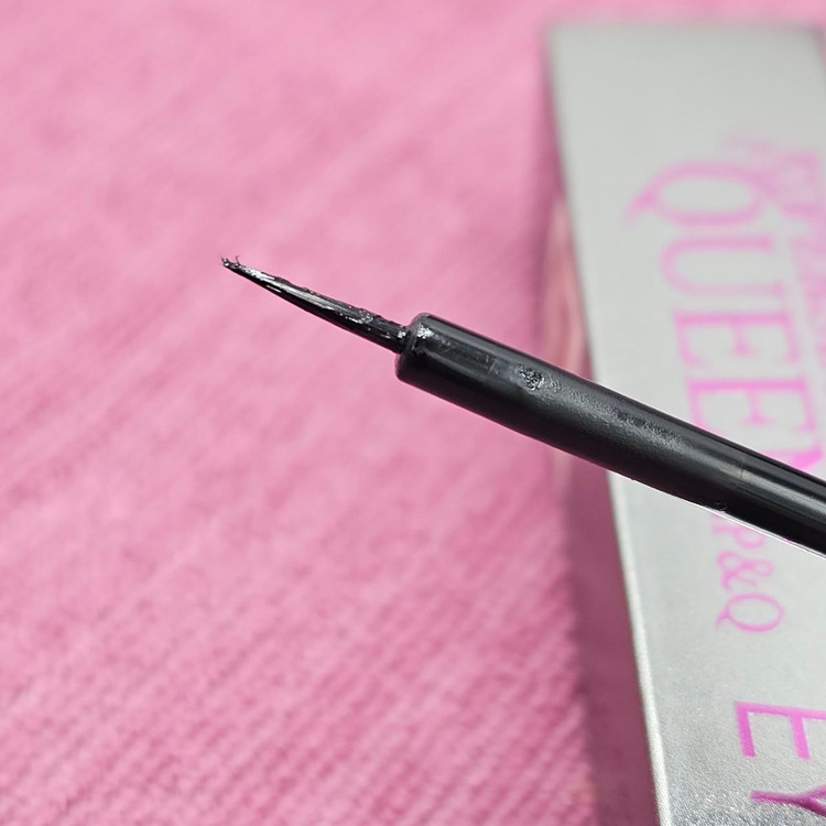 خط چشم ضد حساسیت پرشین کوئین