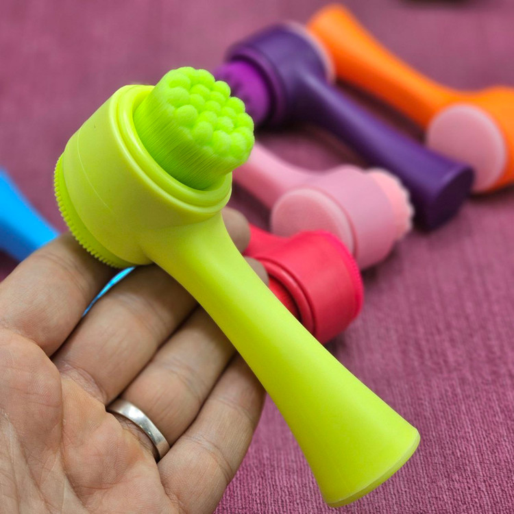 فیس براش دسته دار رنگی