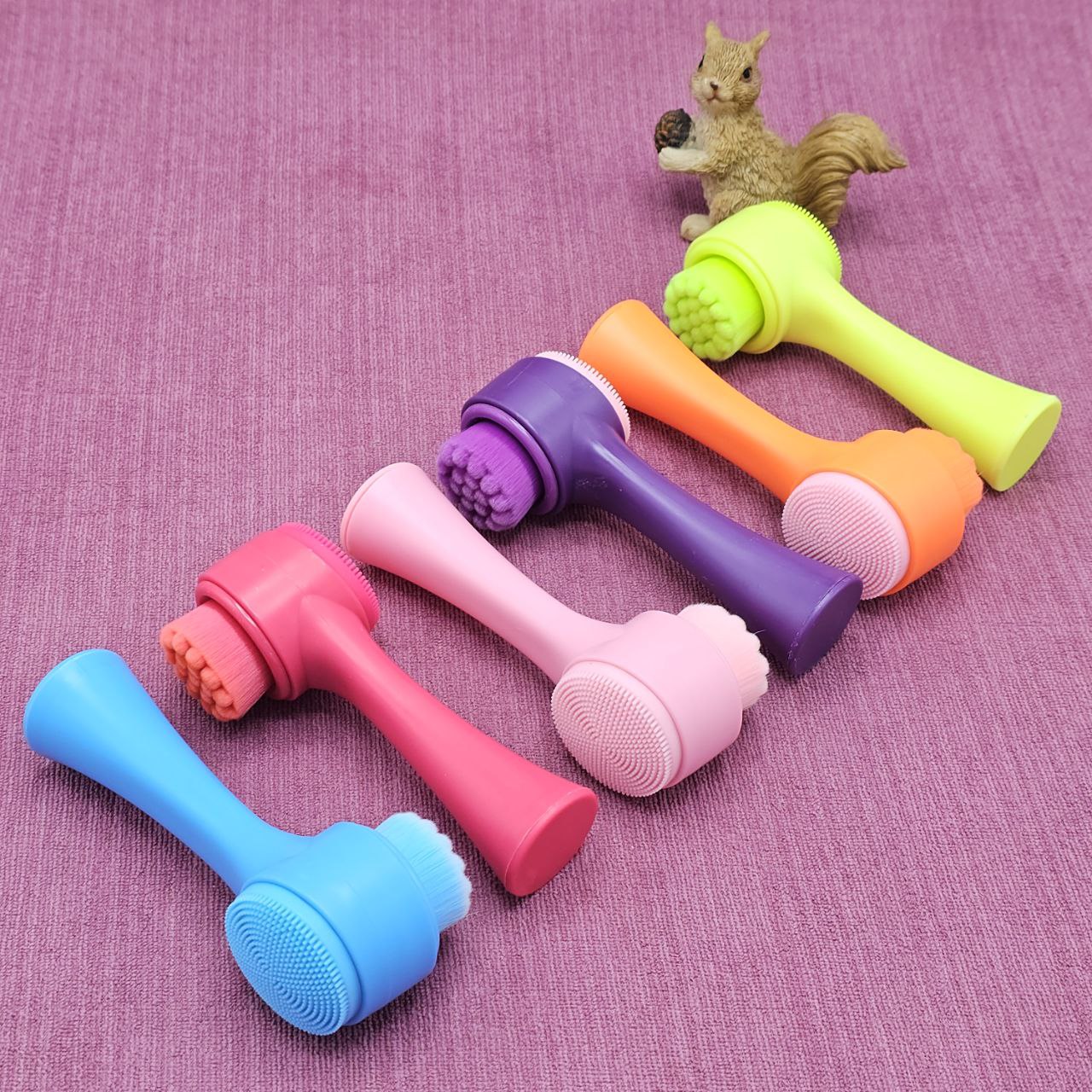 فیس براش دسته دار رنگی