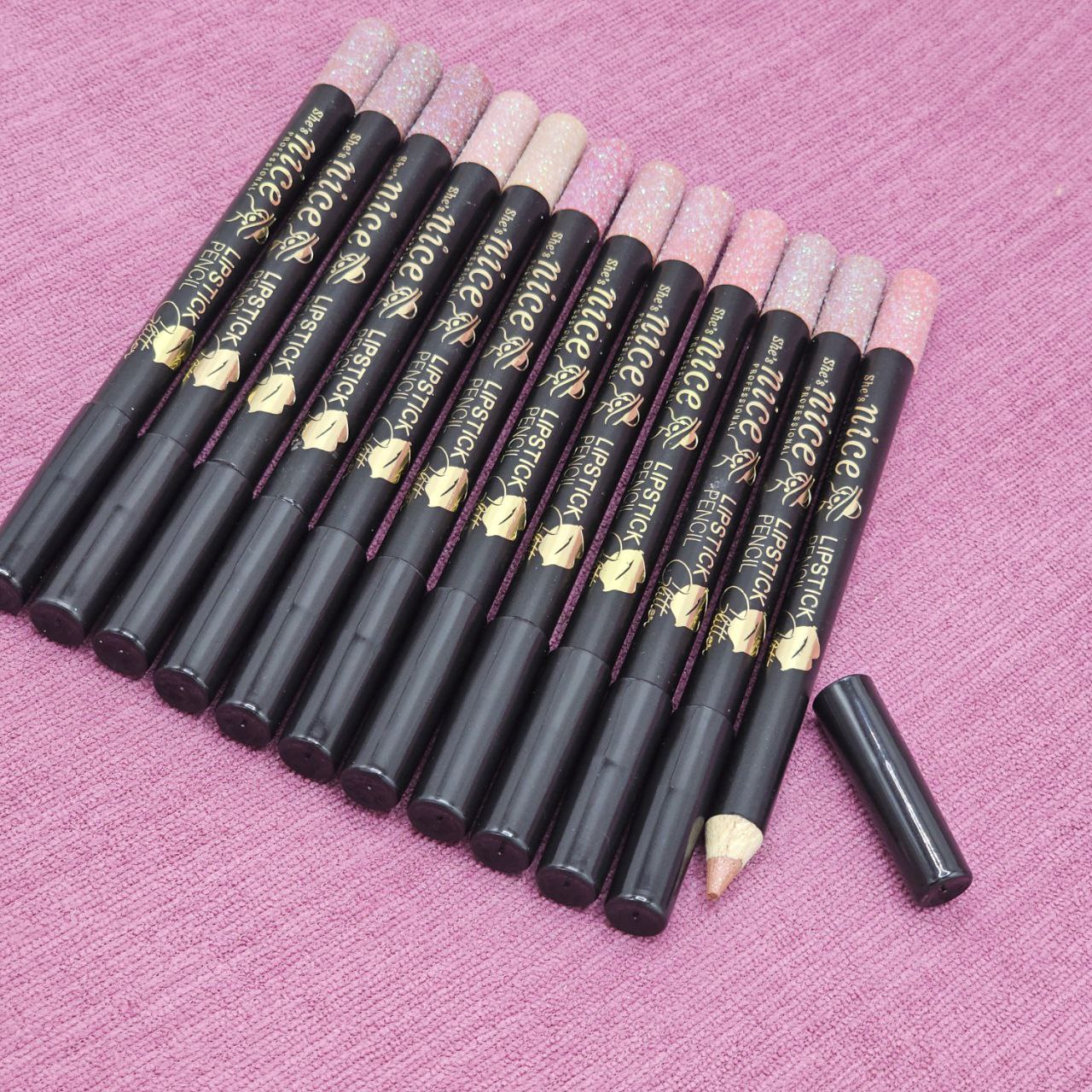 رژلب مدادی شاین دار برند نایس