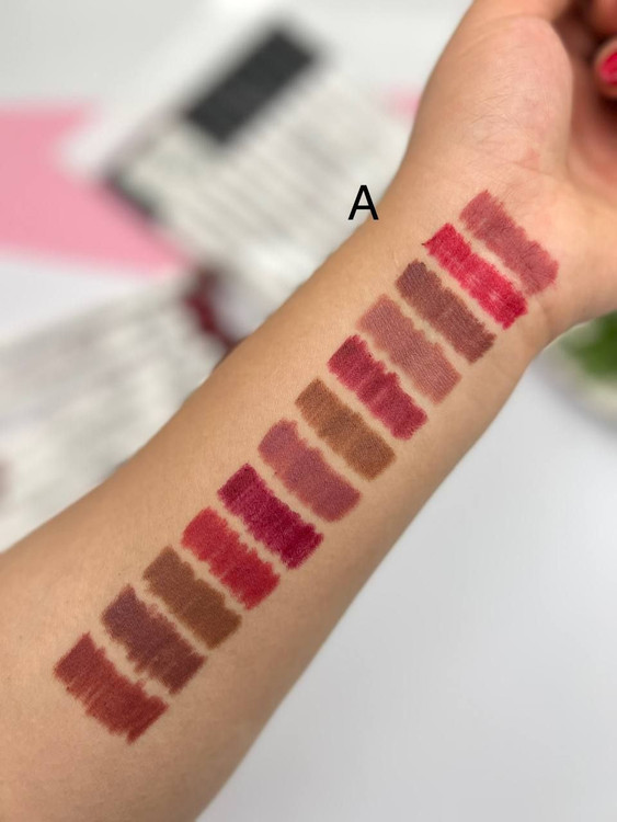 رژلب مدادی مخملی برند مودا