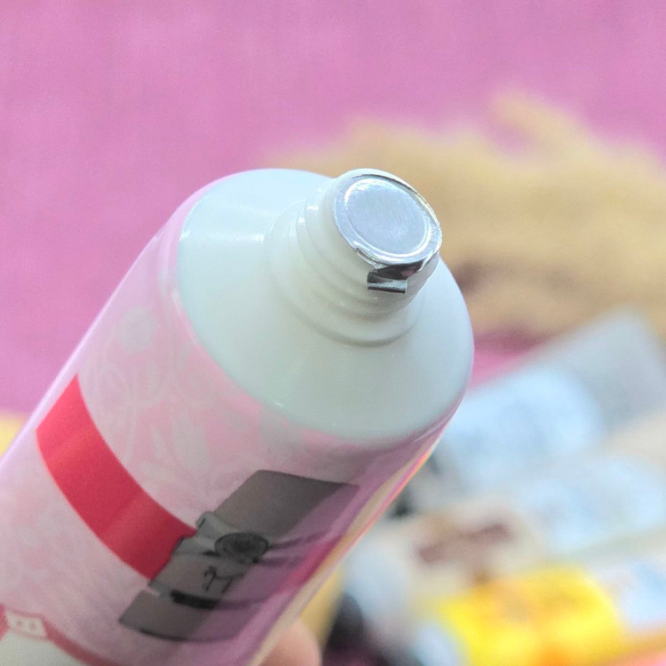 کرم پنج قلو رایحه ادکلن برند یارا