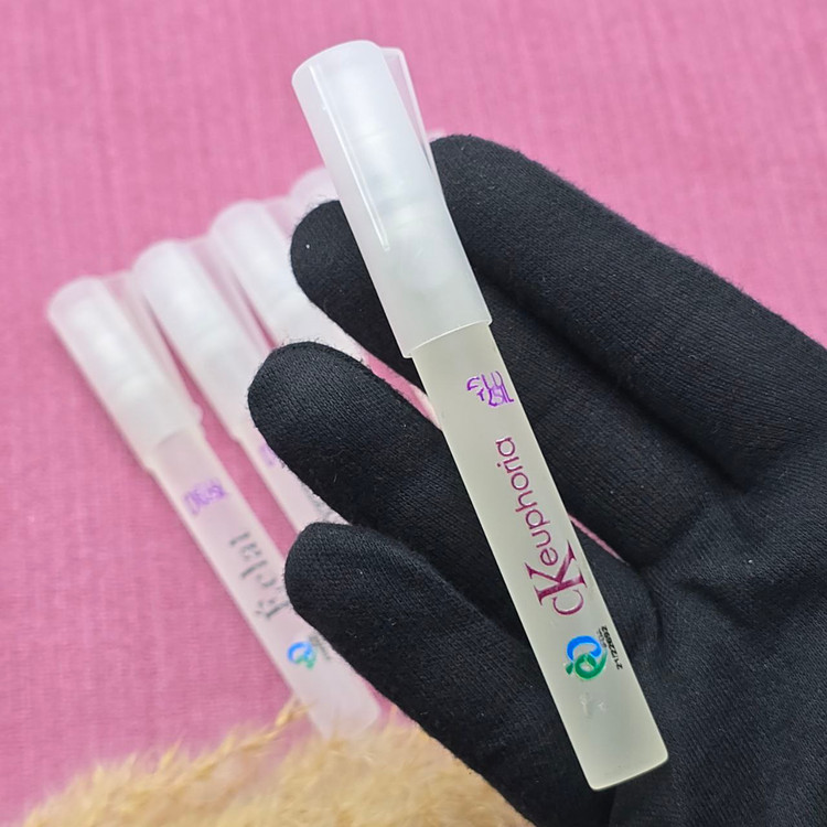 ادکلن قلمی پمپی 8 میل برند نیولک سیل