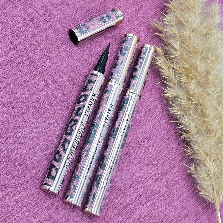 خط چشم های قلمی ماژیکی برند کایلی