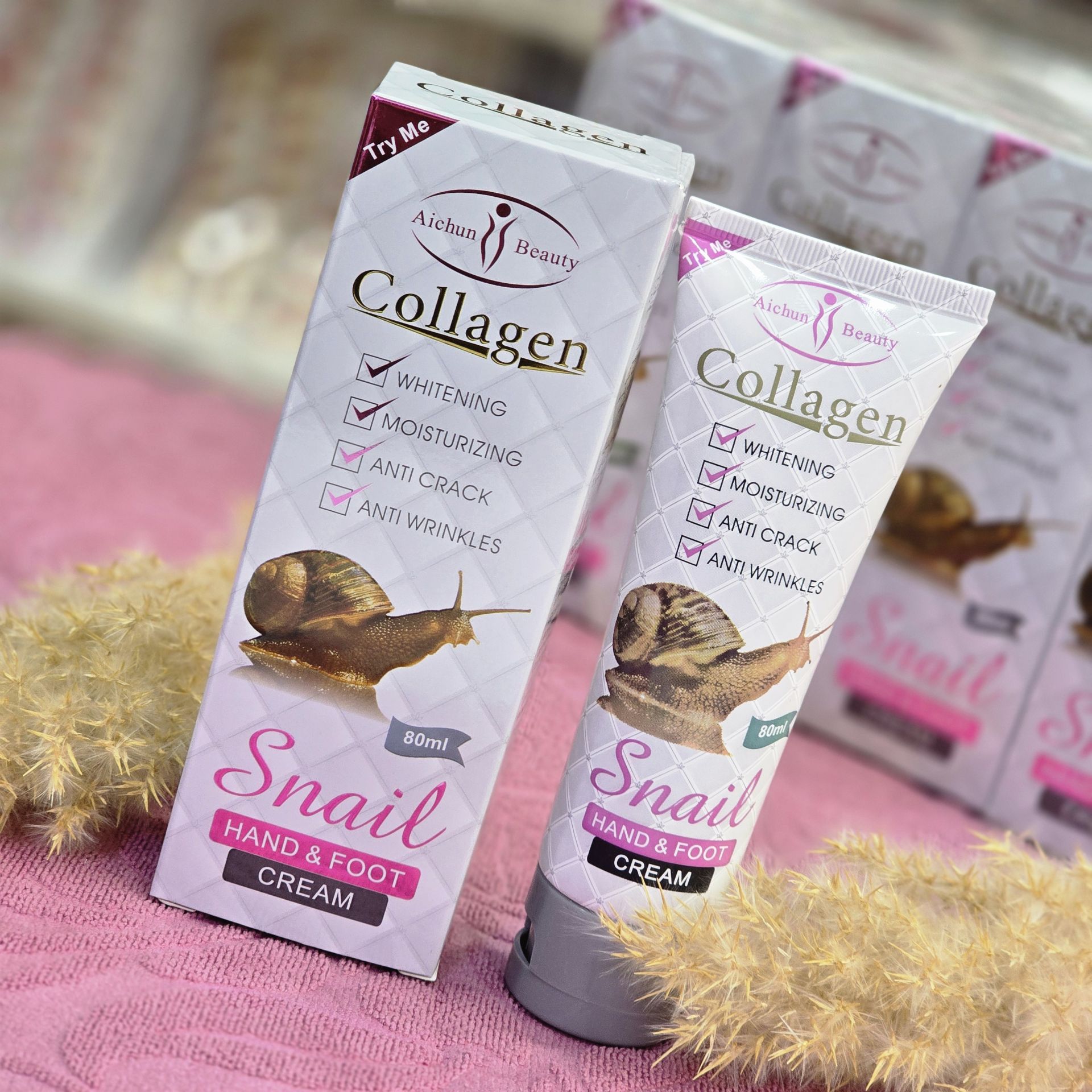 کرم نرم کننده و ترمیم کننده دست و پا کلاژن حلزون Collagen Snail